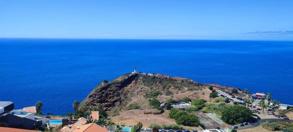 Detached villa under construction in Canico, Garajau, Madeira with Atlantic ocean views (photo 4)
